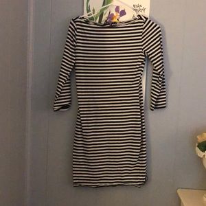 Mid sleeve fitted striped dress